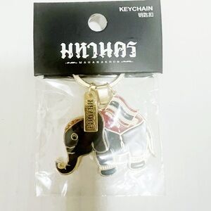 New MAHANAKHON Elephant Stand Keychain - Black